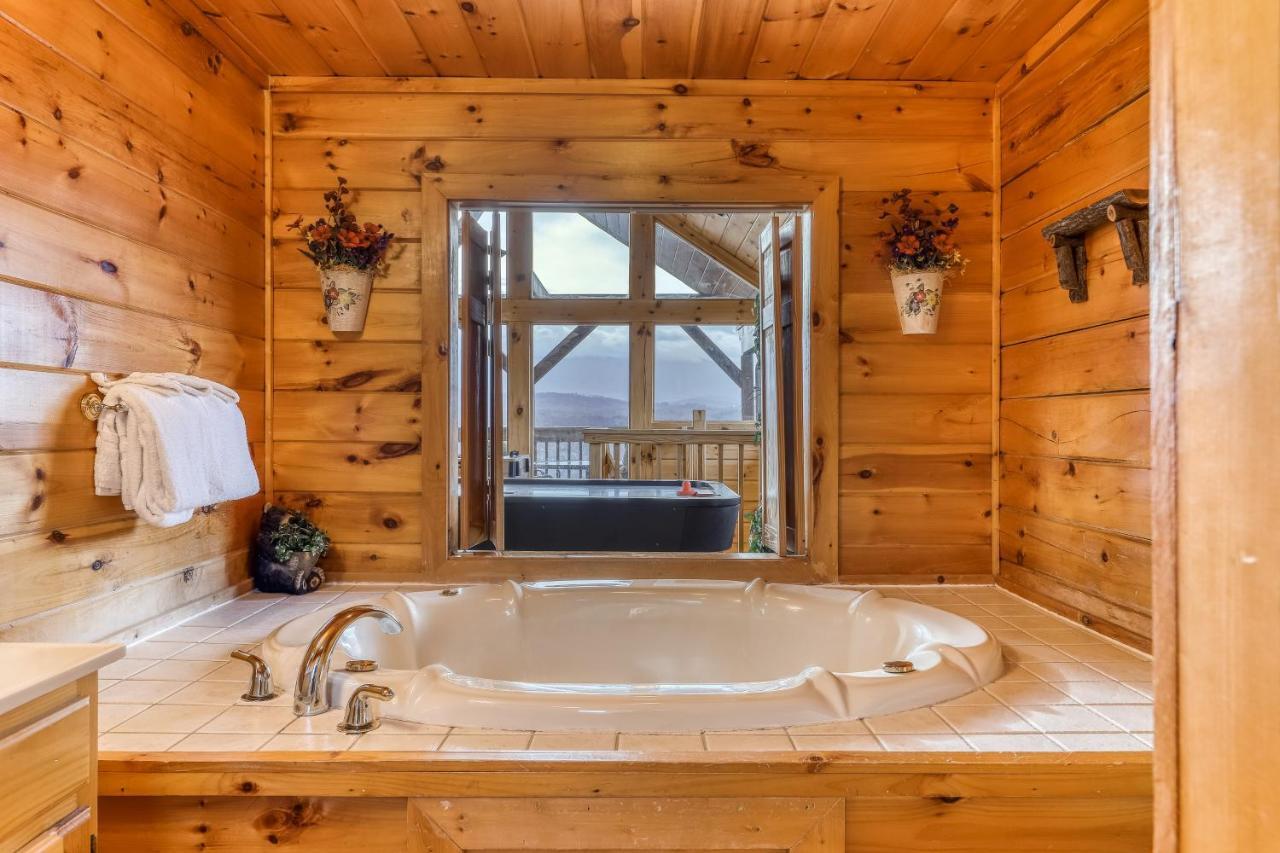 Amidst The Beauty Villa Пиджен Фордж Екстериор снимка